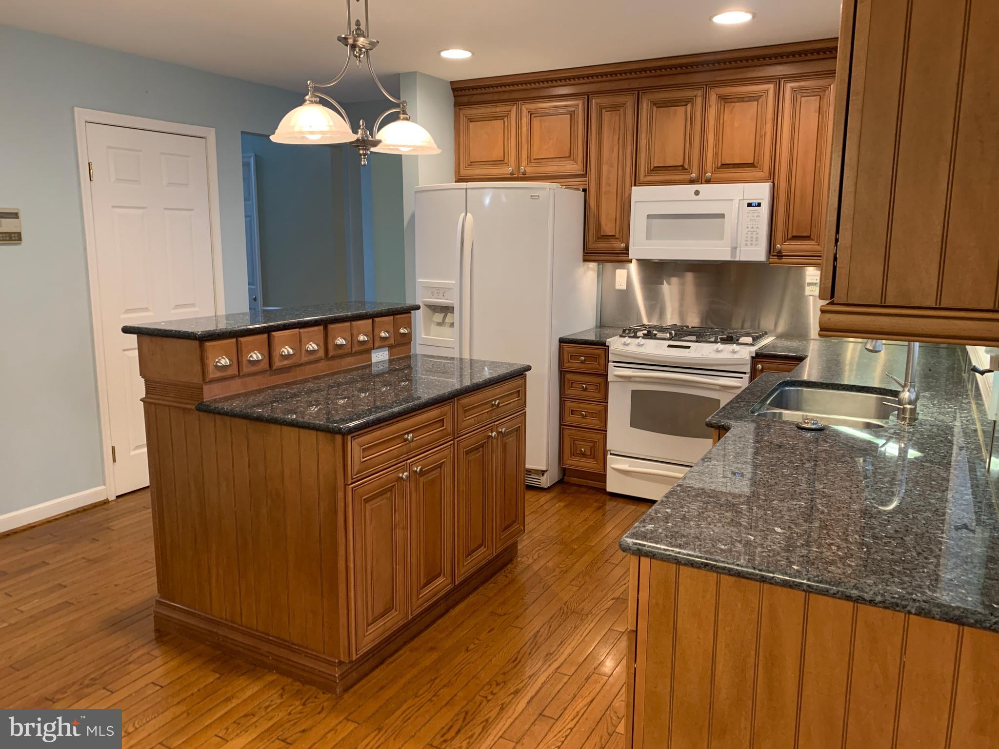 1477 Greenmeadows Road Yardley, PA 19067 - Photo 3 of 63 Gallery Image 3