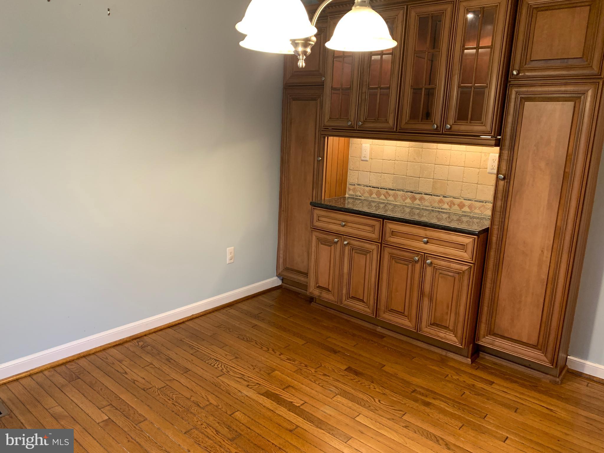 1477 Greenmeadows Road Yardley, PA 19067 - Photo 4 of 63 Gallery Image 4