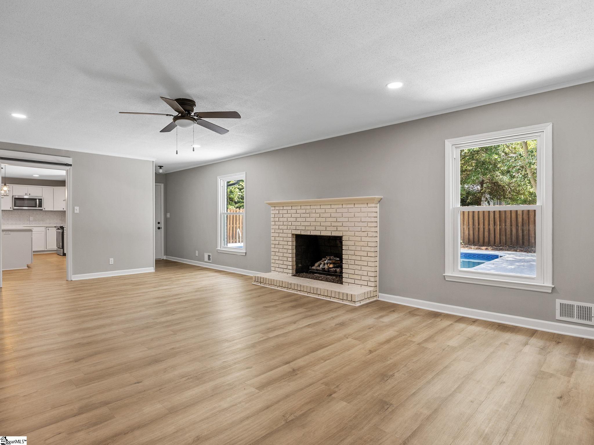 127 Splawn Road Chesnee, SC 29323 - Photo 8 of 36