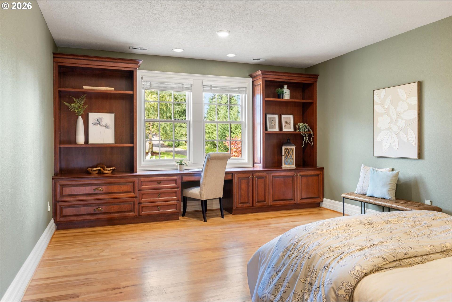 24624 Southwest Gage Road Wilsonville, OR 97070 - Photo 29 of 46 Bedroom