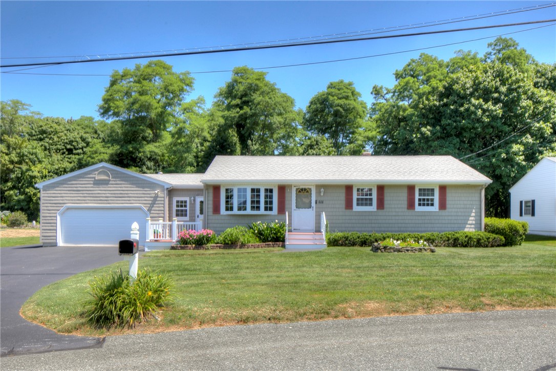 111 Mail Coach Road Portsmouth, RI 02871 - Photo 1 of 28 Gallery Image 1