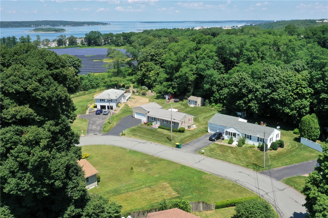 111 Mail Coach Road Portsmouth, RI 02871 - Photo 26 of 28 Gallery Image 26
