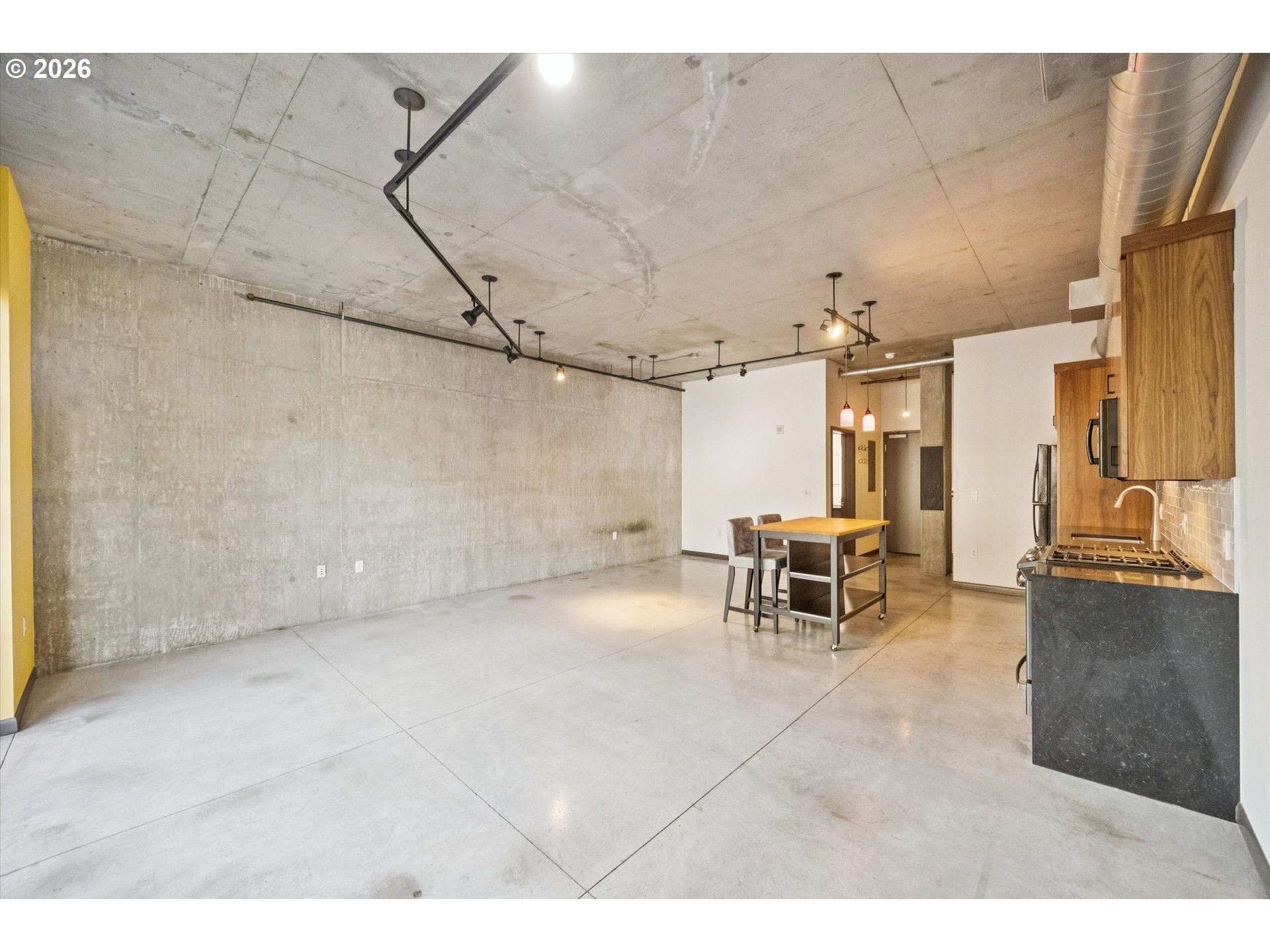 1030 Northwest 12th Avenue, Unit 330 Portland, OR 97209 - Photo 4 of 24 Living Room