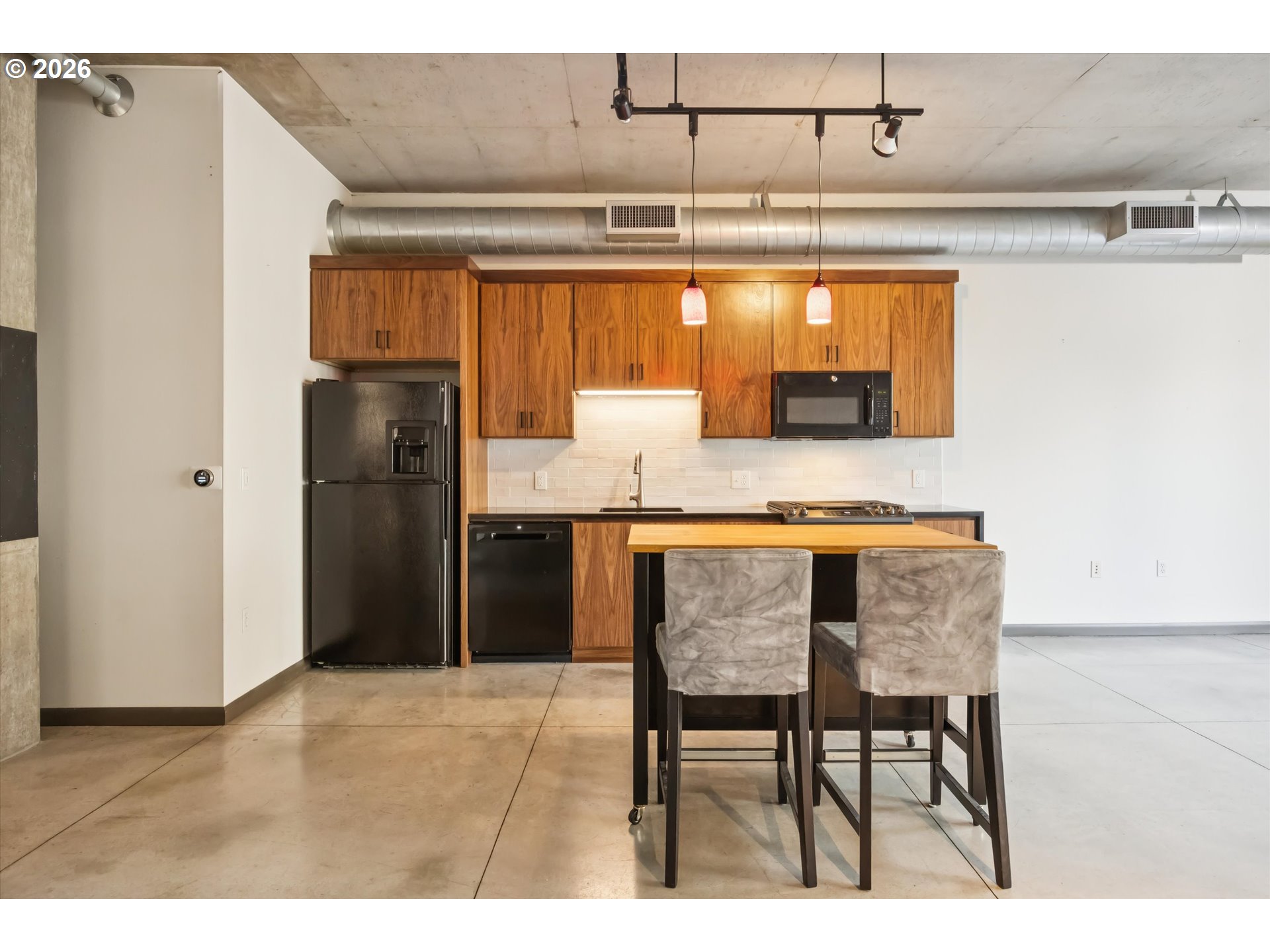 1030 Northwest 12th Avenue, Unit 330 Portland, OR 97209 - Photo 6 of 24 Kitchen