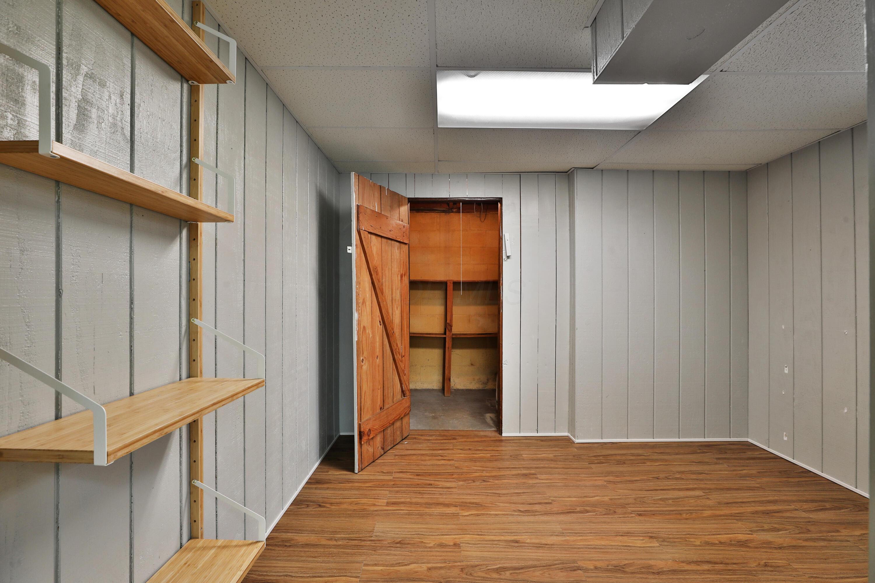 990 Vernon Road Columbus, OH 43209 - Photo 47 of 60 990-Vernon-47