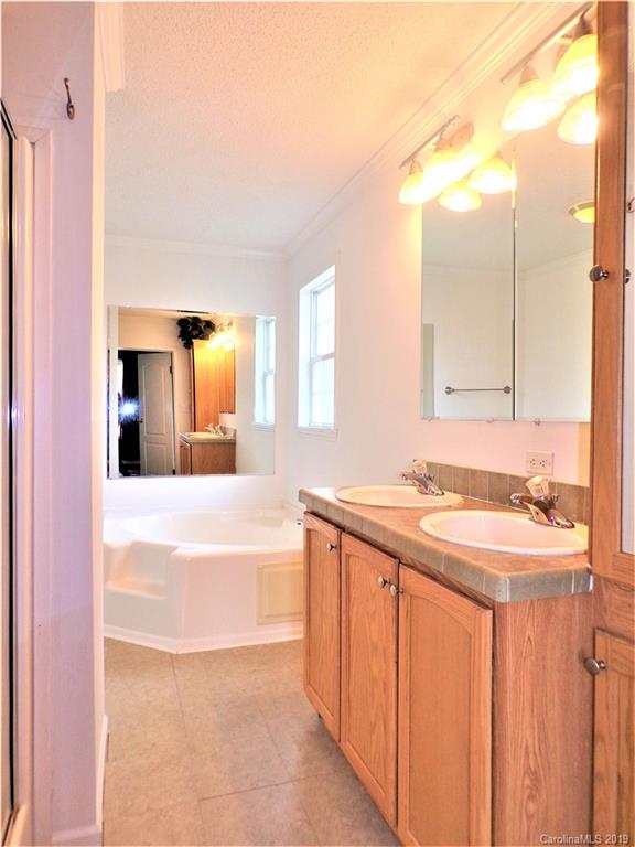 2463 Rhyne Road, Unit 7 Dallas, NC 28034 - Photo 17 of 22 Gallery Image 17