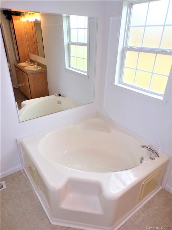 2463 Rhyne Road, Unit 7 Dallas, NC 28034 - Photo 19 of 22 Gallery Image 19