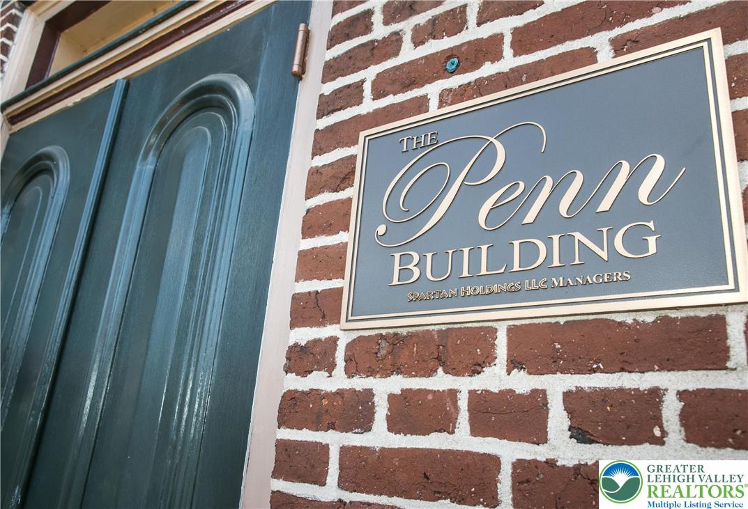 101 Northampton Street, Unit 2 Easton, PA 18042 - Photo 4 of 26 a close up of a street sign