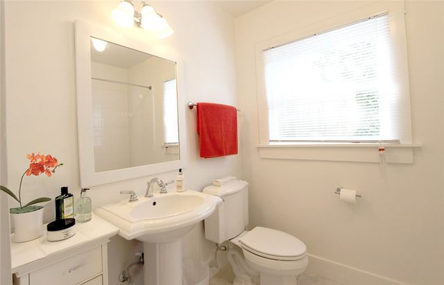 $2,500 | 301 North Hudson Avenue, Unit 303A, Pasadena, CA 91101