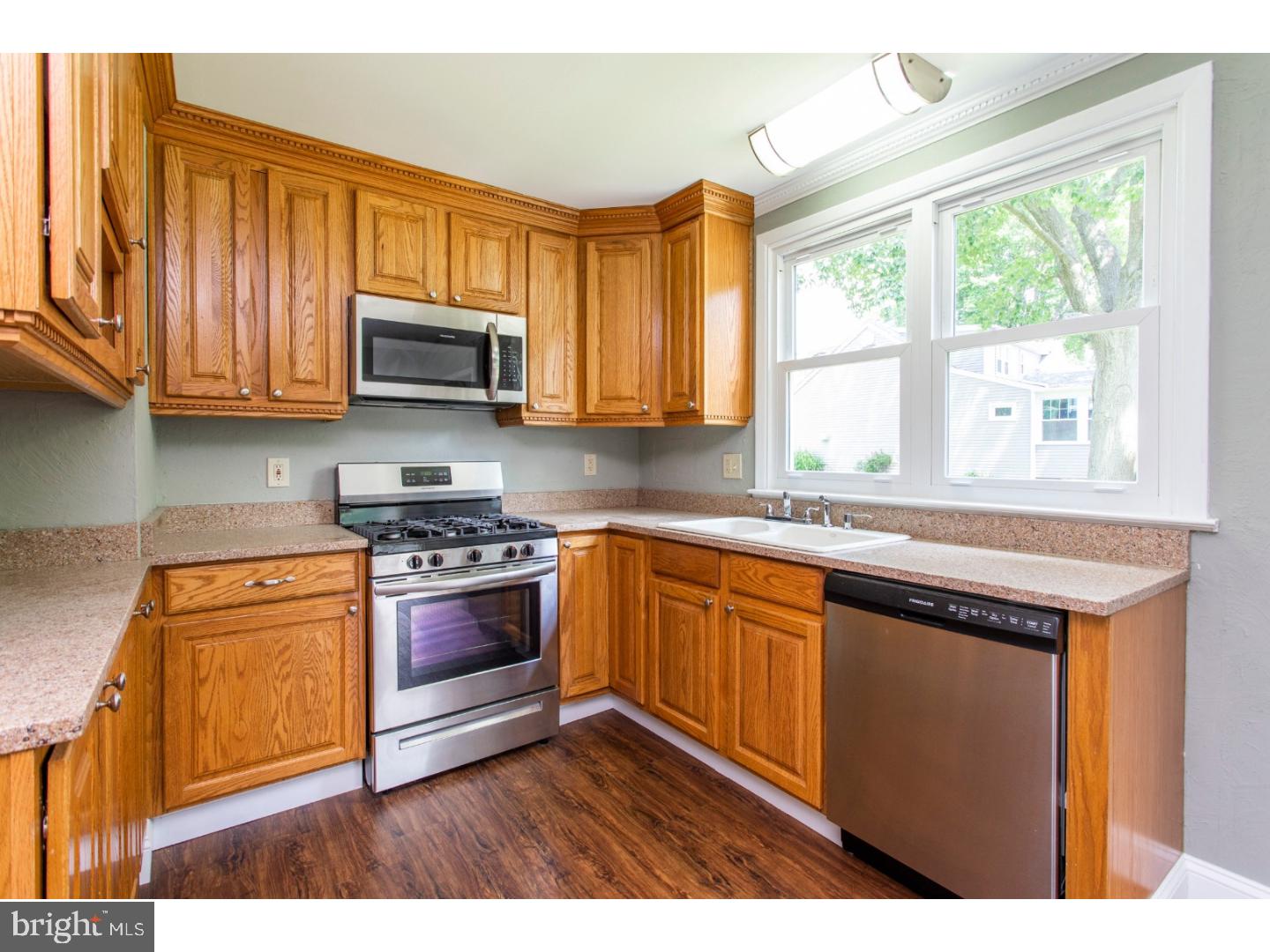 206 Crestview Road Hatboro, PA 19040 - Photo 11 of 25 Gallery Image 11
