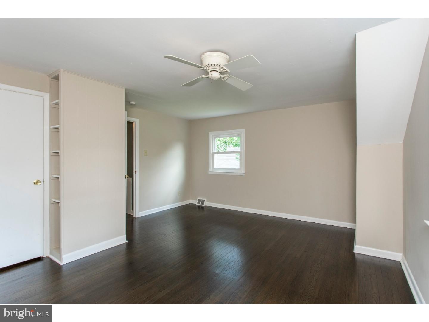 206 Crestview Road Hatboro, PA 19040 - Photo 18 of 25 Gallery Image 18