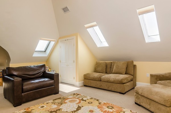 7 Hurd Road, Unit 3 Brookline, MA 02445 - Photo 11 of 30 Gallery Image 11