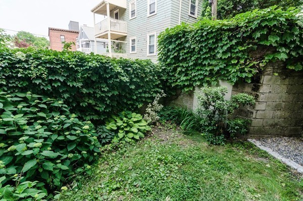 7 Hurd Road, Unit 3 Brookline, MA 02445 - Photo 27 of 30 Gallery Image 27