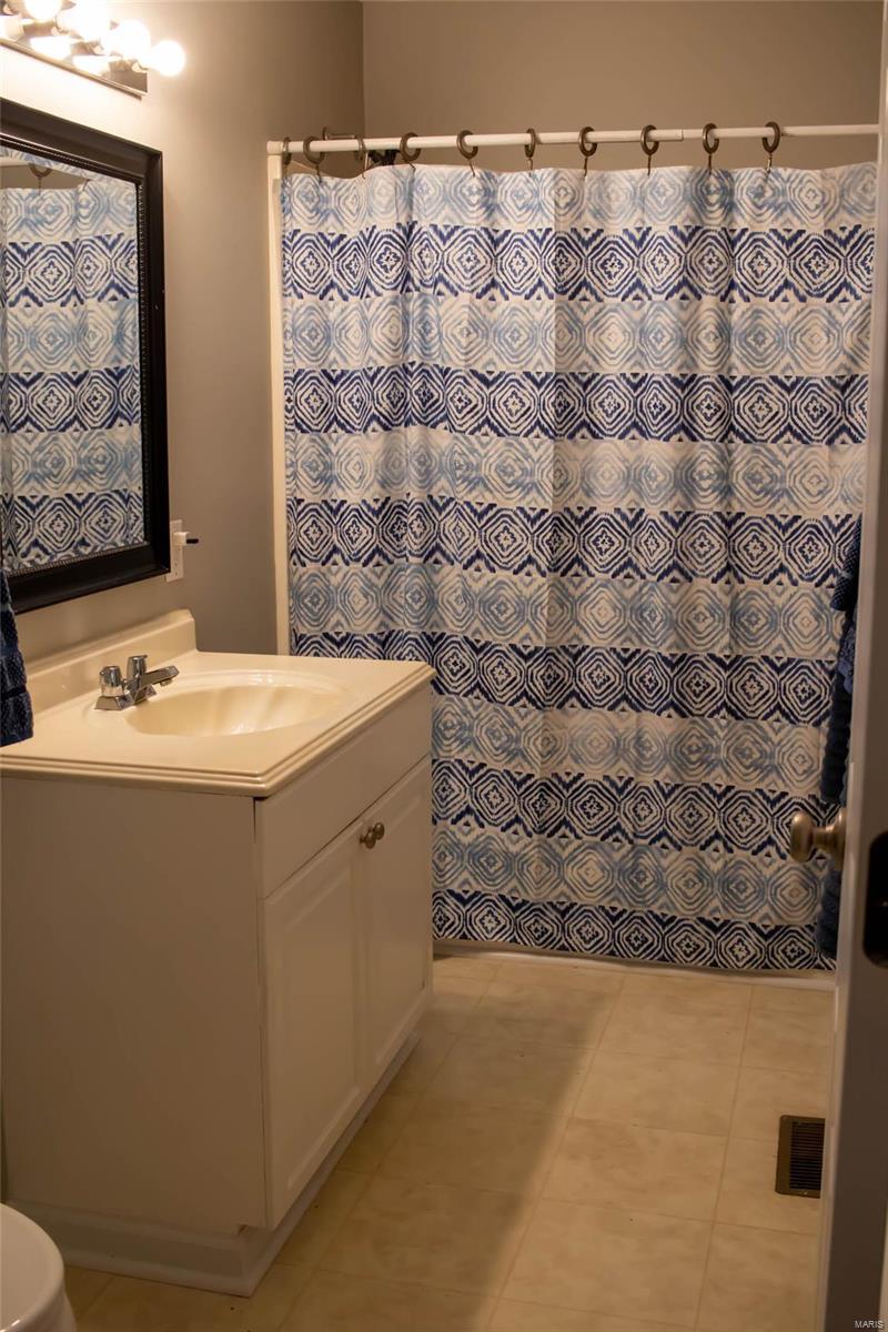 36 Country Hill Road St. Peters, MO 63376 - Photo 16 of 31 Gallery Image 16