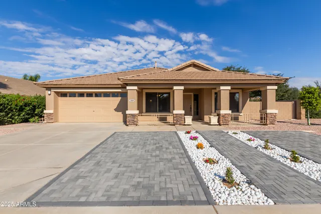 $2,450 | 3888 East Bancroft Court, Gilbert, AZ 85297