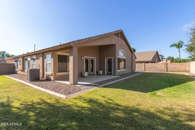 $2,450 | 3888 East Bancroft Court, Gilbert, AZ 85297
