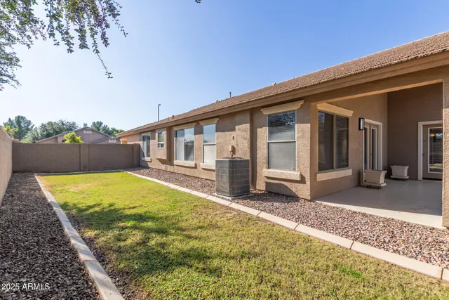 $2,450 | 3888 East Bancroft Court, Gilbert, AZ 85297
