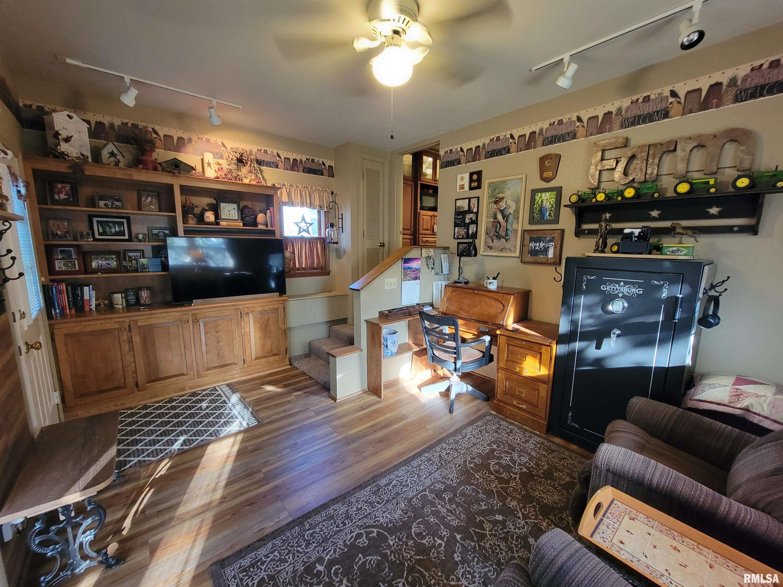 413 East 5th Street Flora, IL 62839 - Photo 46 of 100 Gallery Image 46