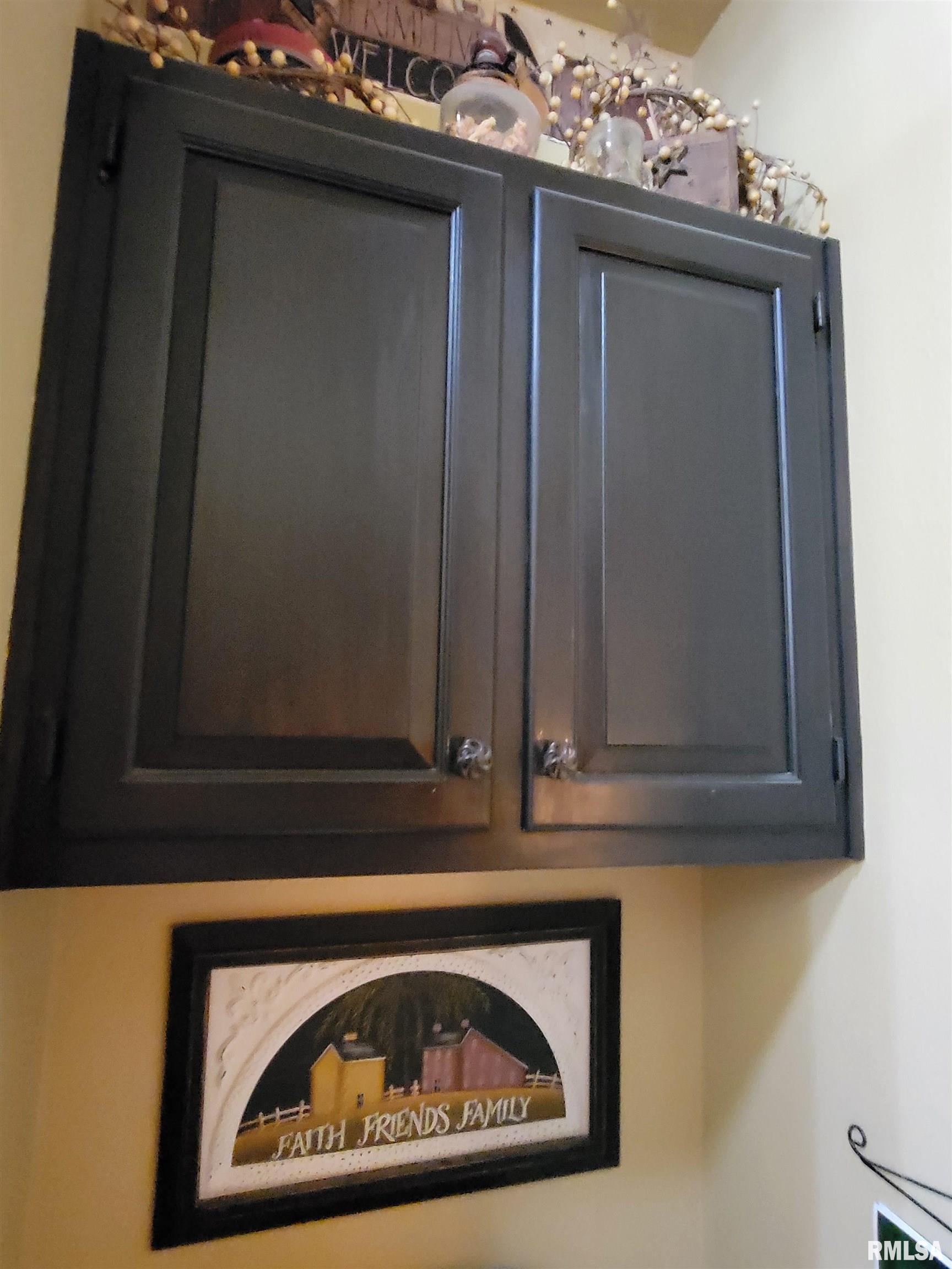 413 East 5th Street Flora, IL 62839 - Photo 63 of 100 Gallery Image 63
