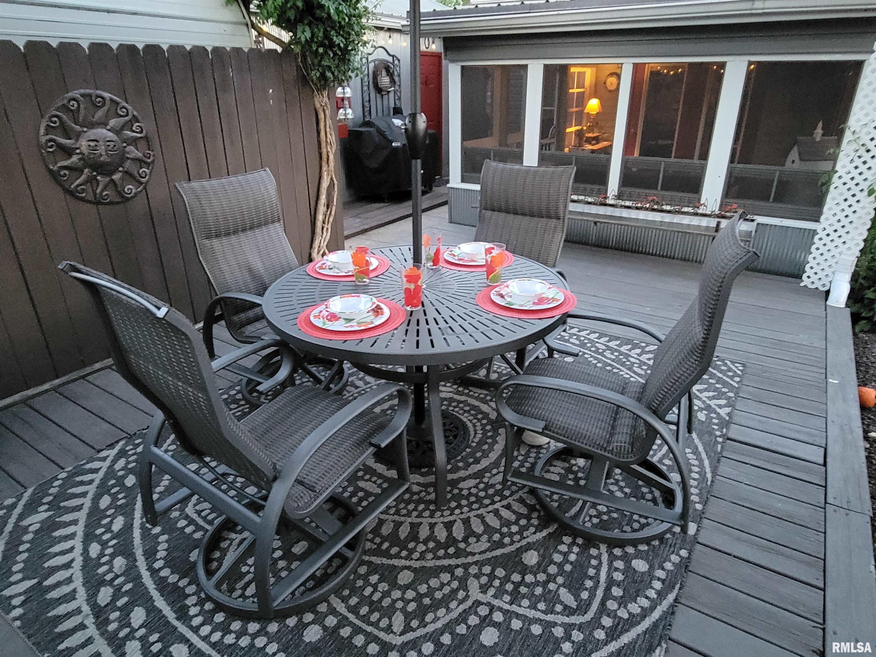 413 East 5th Street Flora, IL 62839 - Photo 9 of 100 Gallery Image 9