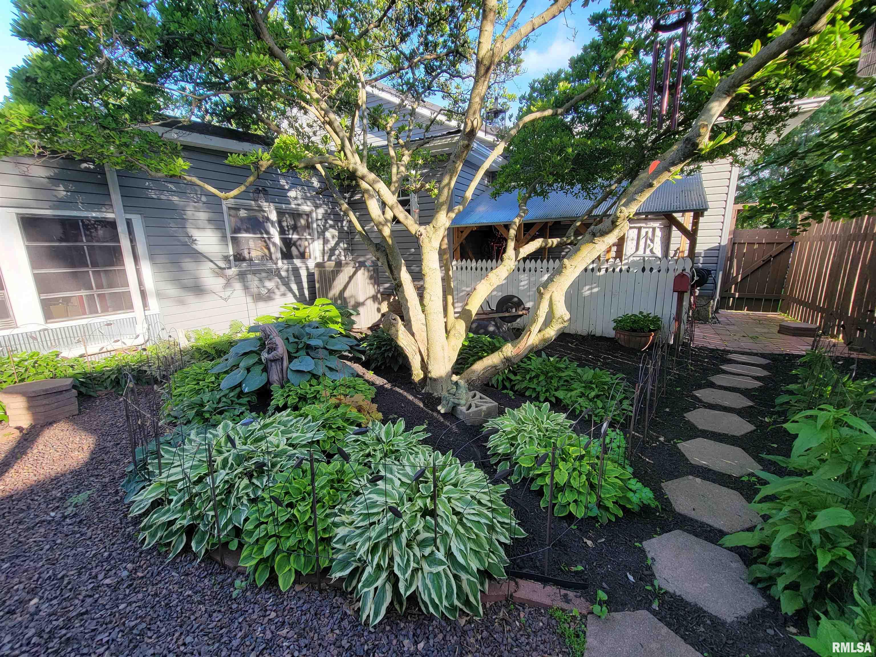413 East 5th Street Flora, IL 62839 - Photo 91 of 100 Gallery Image 91
