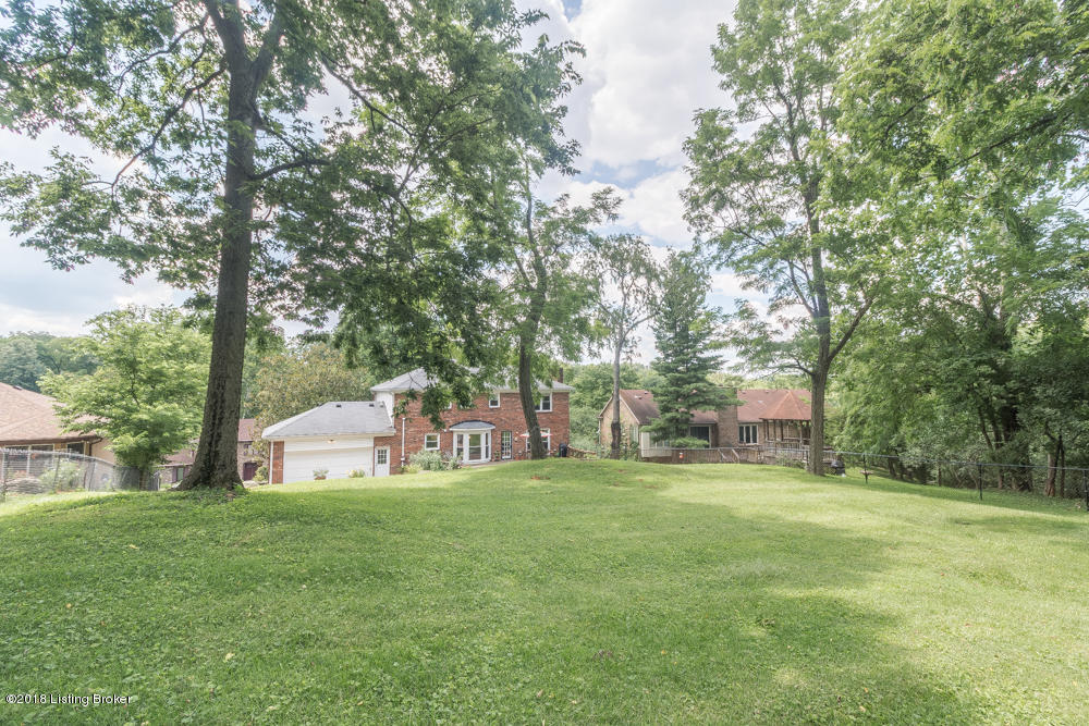 2307 Fallsview Road Louisville, KY 40207 - Photo 44 of 45 2307 Fallsview Rd-50