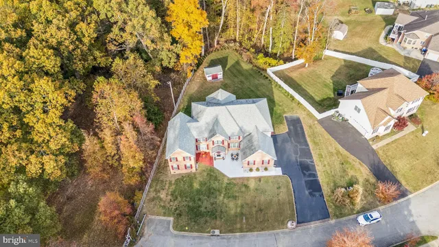 a bedroom with a bed and a cabinets