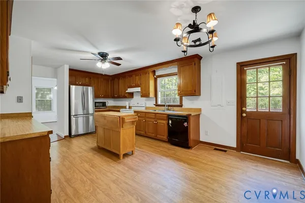 $495,000 | 11201 Wild Fox Lane, New Kent, VA 23124