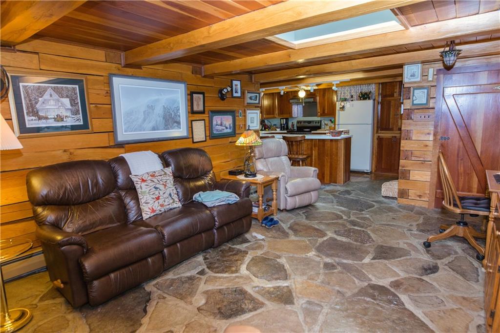 177 Park Road Sandy Lake, PA 16145 - Photo 5 of 20