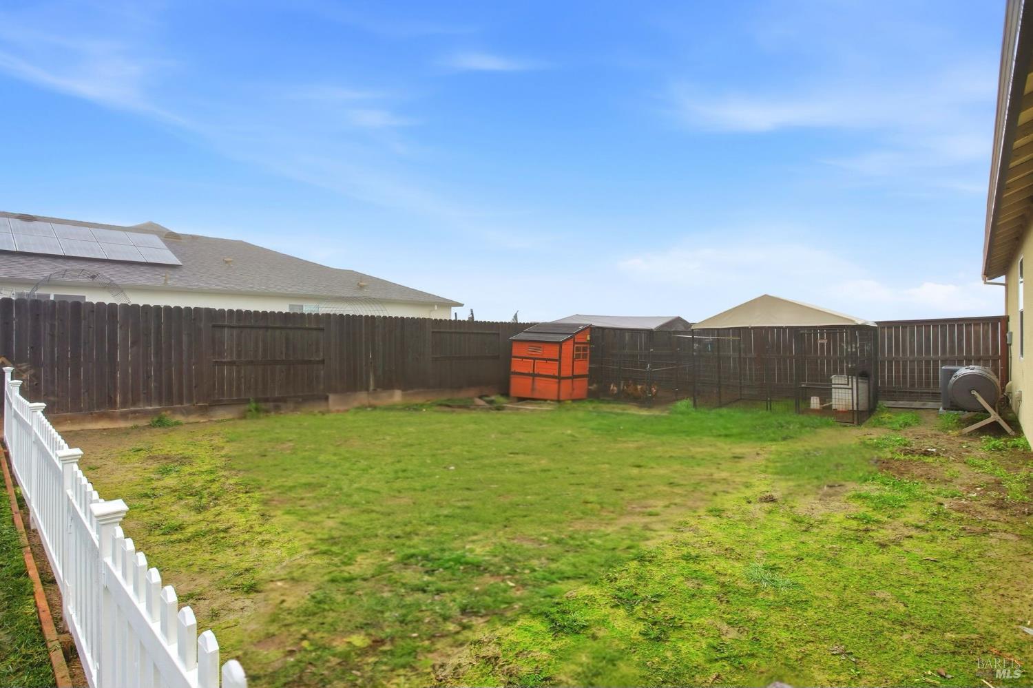4640 Orchard Lane Rio Vista, CA 94571 - Photo 31 of 31 a backyard of a house