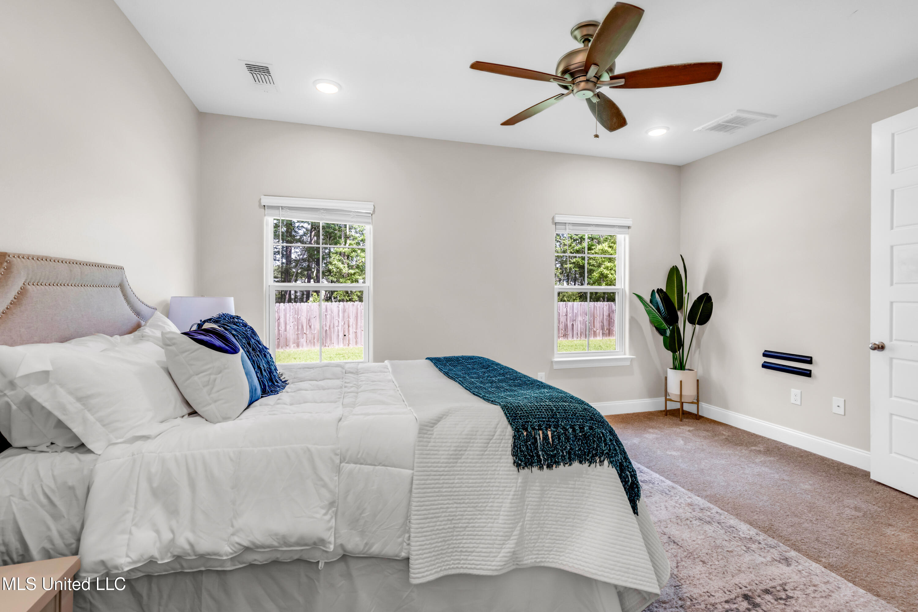 6253 Cypress Lane Biloxi, MS 39532 - Photo 20 of 36 6253CypressLn-27