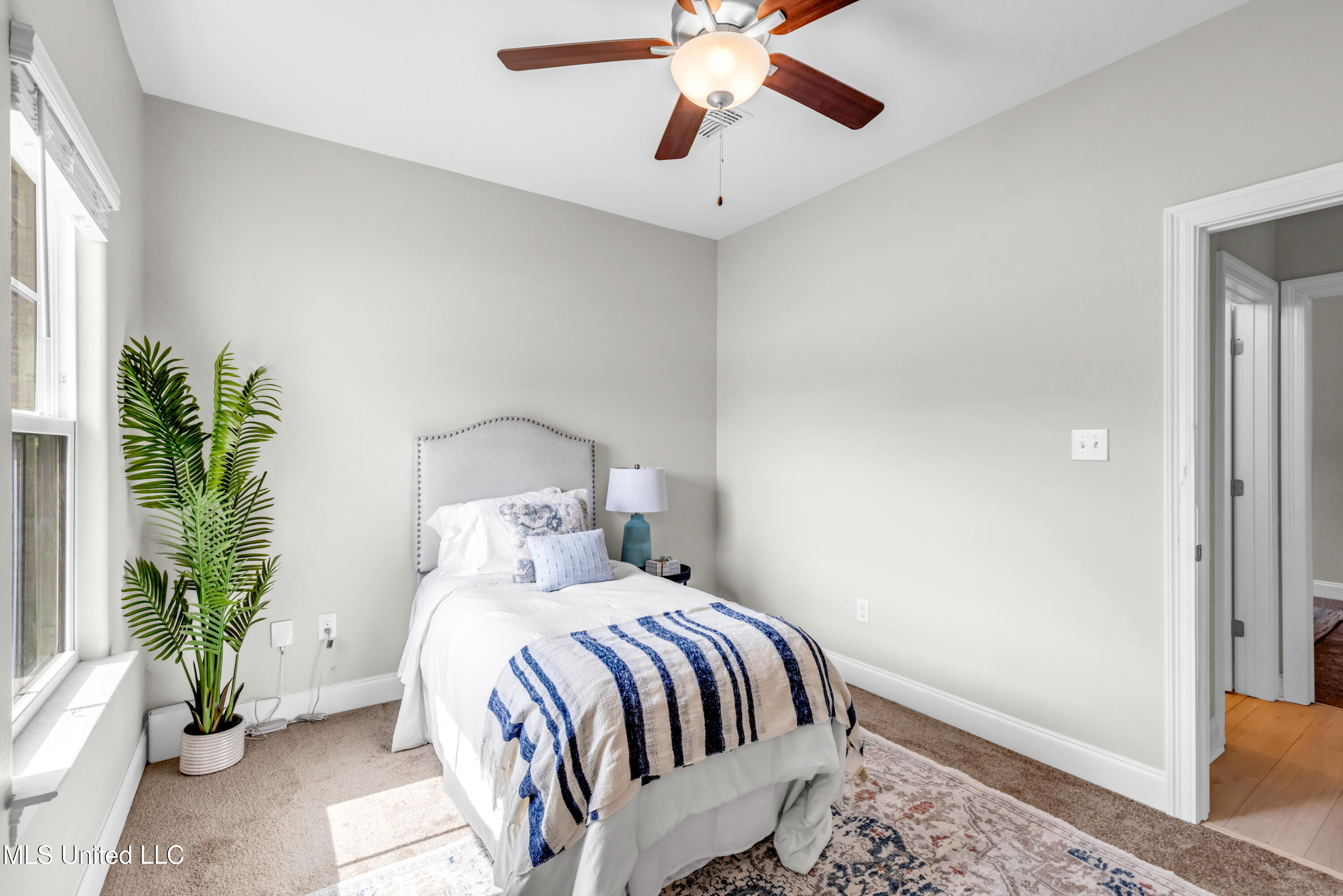 6253 Cypress Lane Biloxi, MS 39532 - Photo 25 of 36 6253CypressLn-33