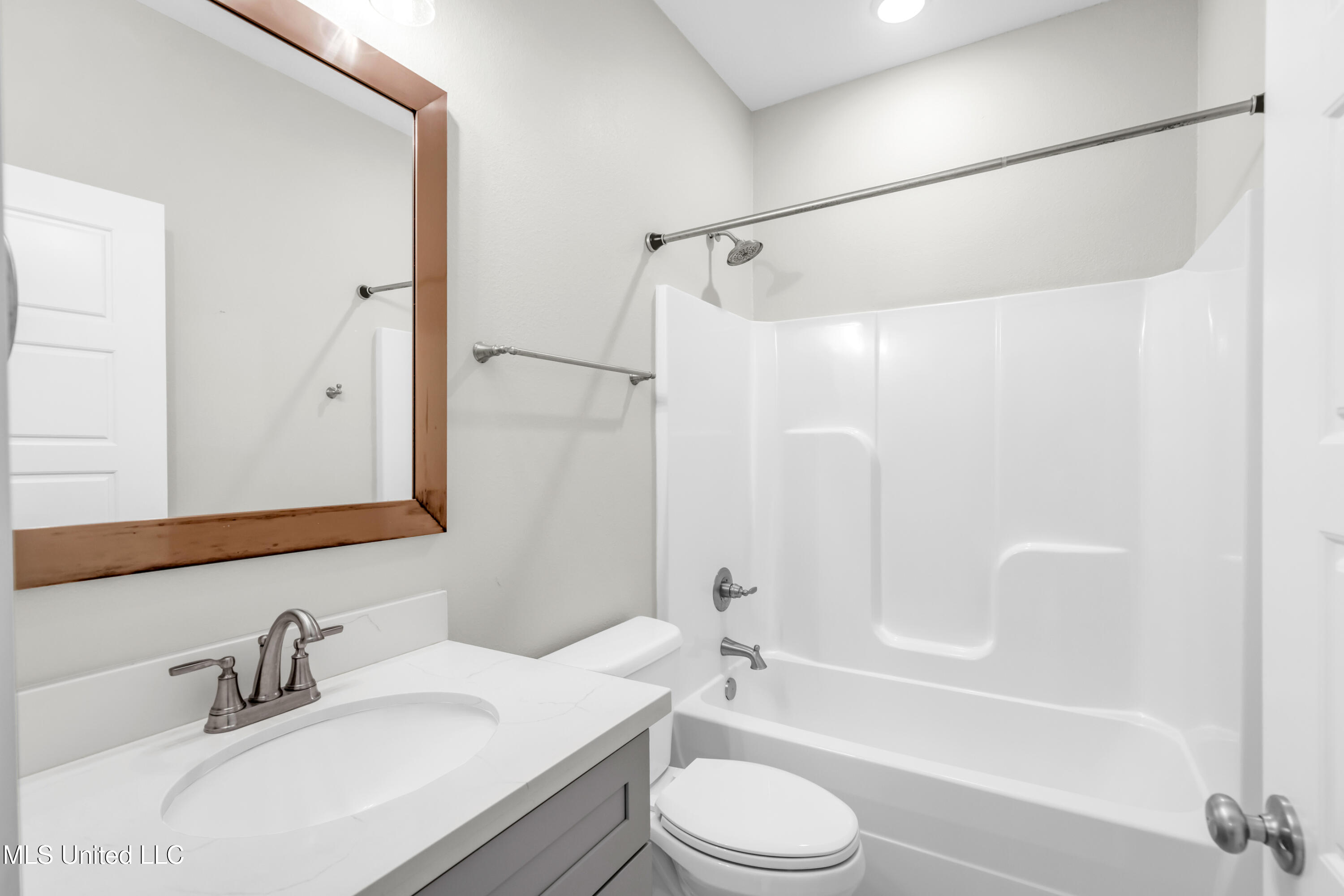 6253 Cypress Lane Biloxi, MS 39532 - Photo 28 of 36 6253CypressLn-36