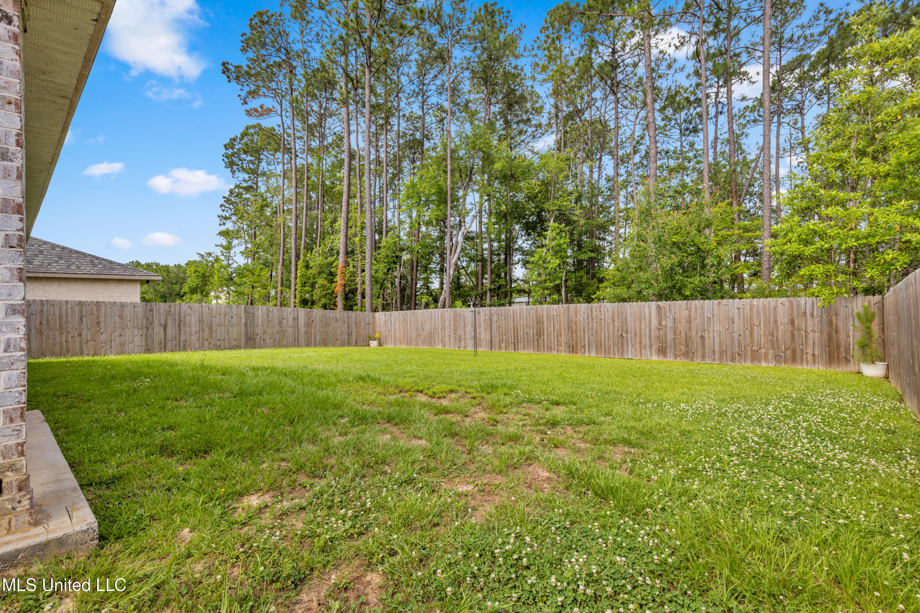 6253 Cypress Lane Biloxi, MS 39532 - Photo 33 of 36 6253CypressLn-8