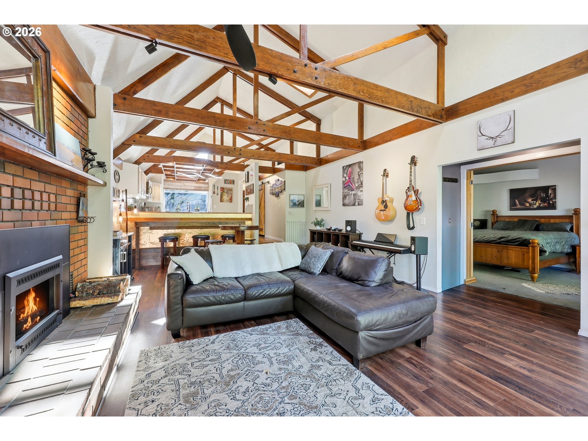 3545 Southeast 1st Street Gresham, OR 97030 - Photo 5 of 31 Living Room