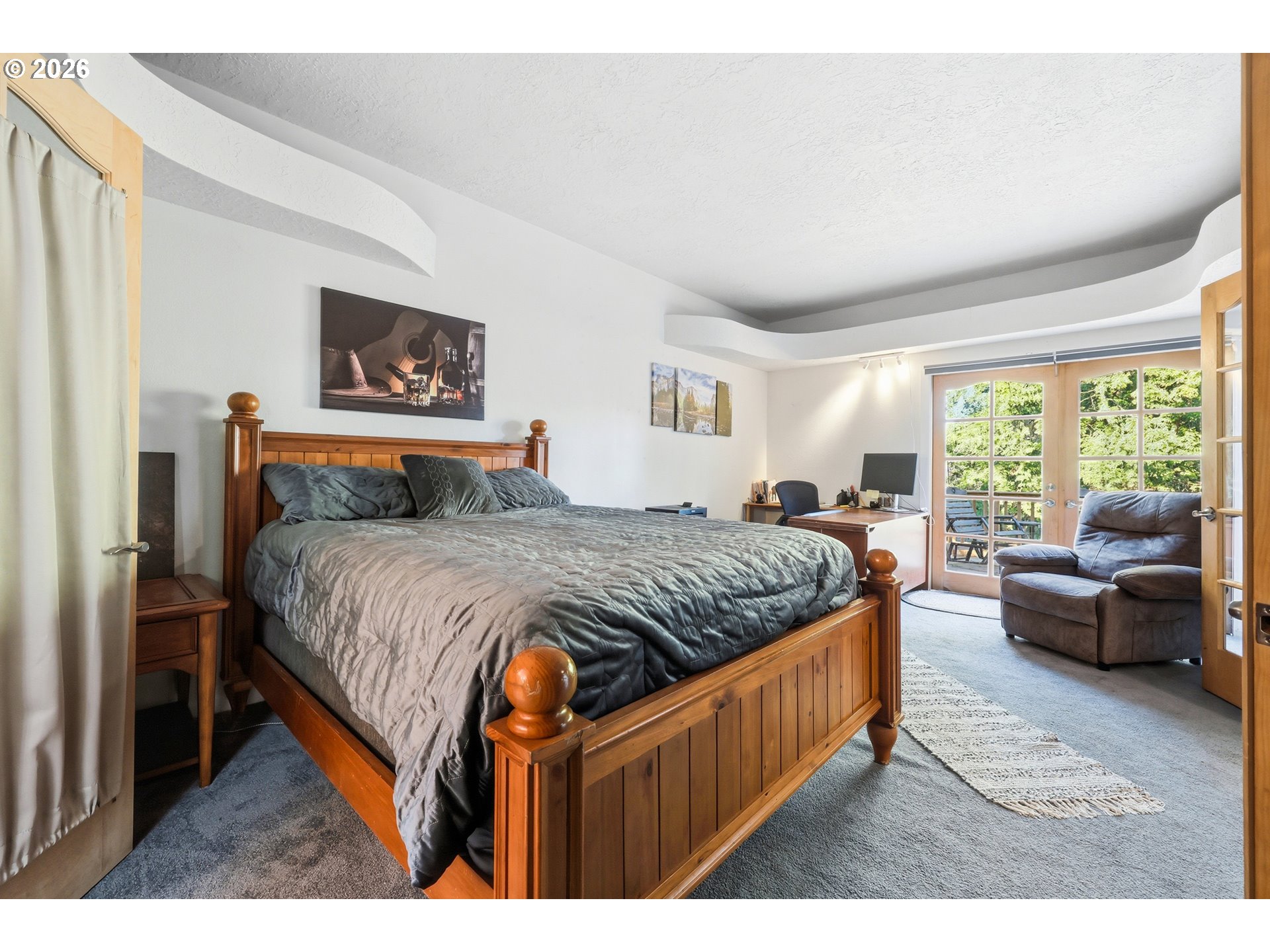 3545 Southeast 1st Street Gresham, OR 97030 - Photo 10 of 31 Owner's Suite Bedroom