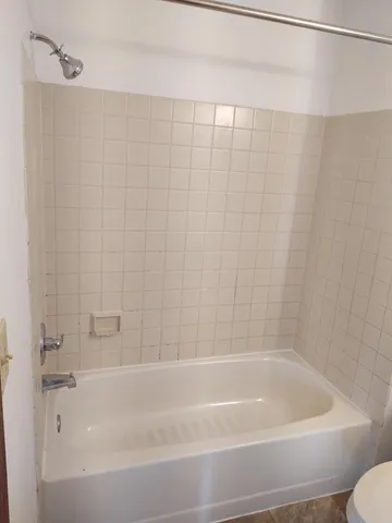 $775 | 222 6th Street Southwest, Unit 12, Madelia, MN 56062