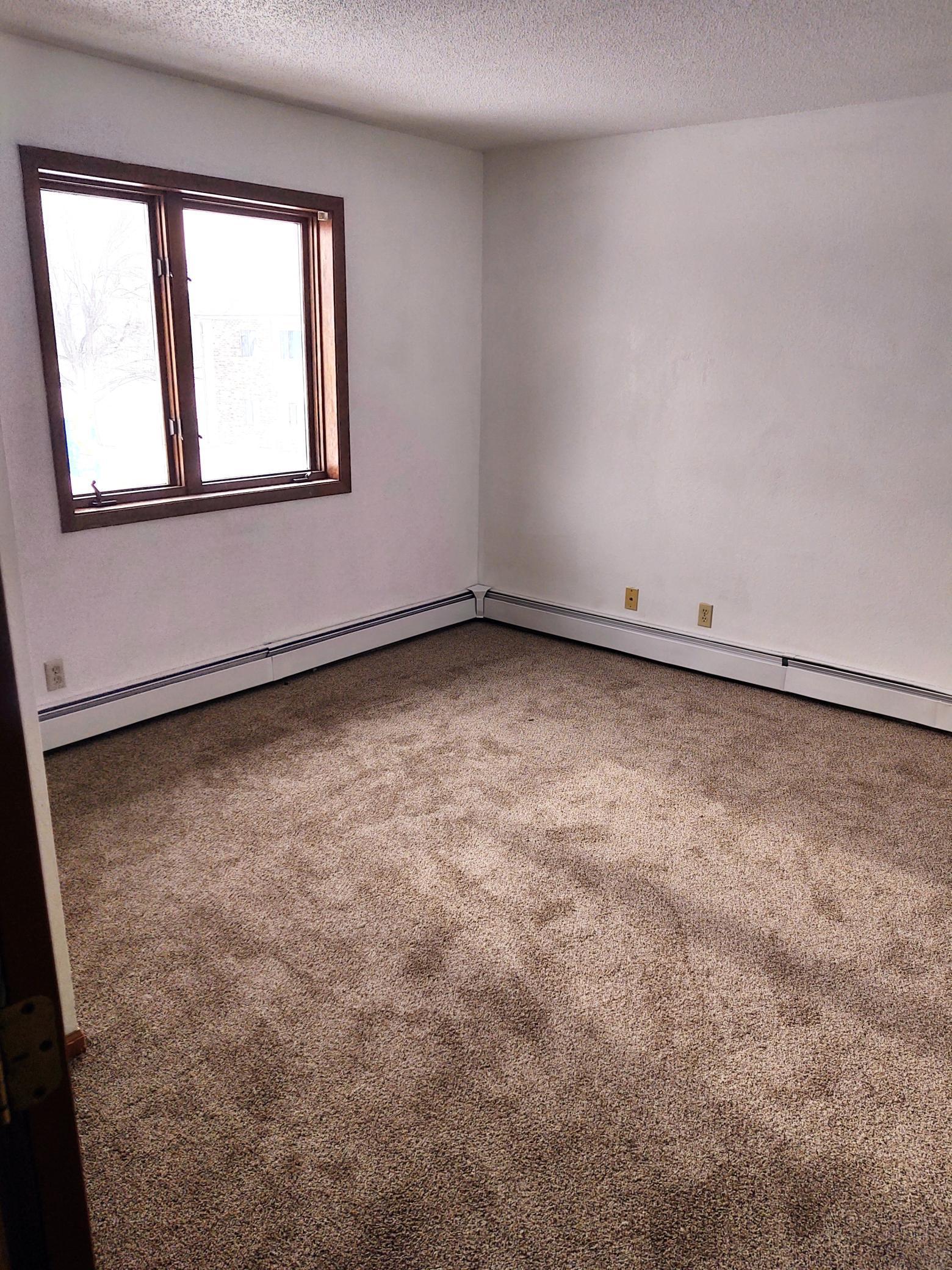 222 6th Street Southwest, Unit 12 Madelia, MN 56062 - Photo 10 of 15