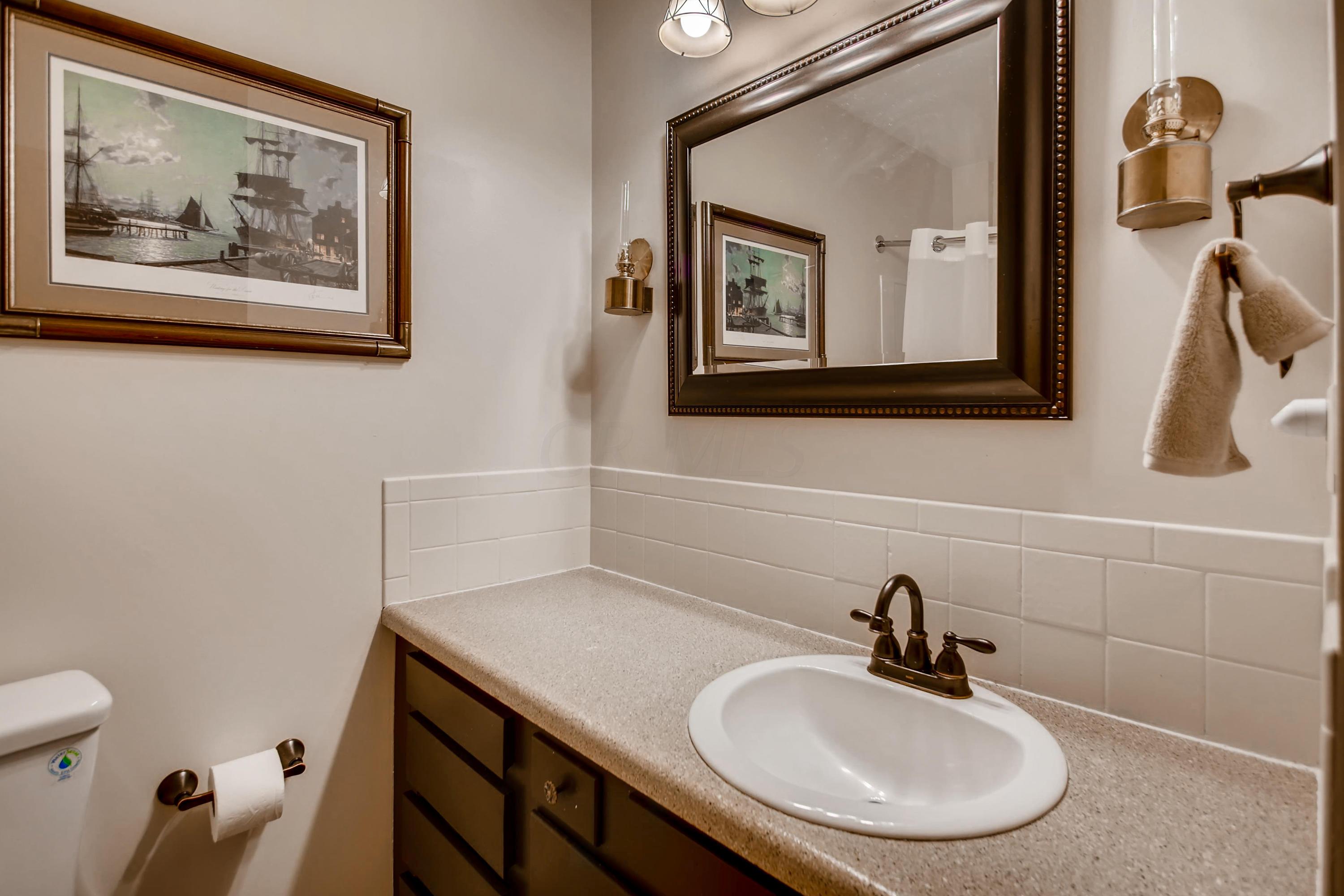 6191 Feder Road Columbus, OH 43228 - Photo 10 of 11 Gallery Image 10