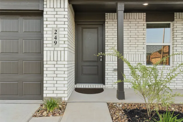a view of entrance door of the house