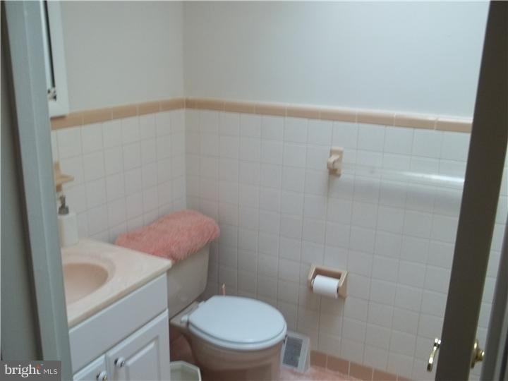 3917 Woodworth Road Brookhaven, PA 19015 - Photo 6 of 15 Bathroom