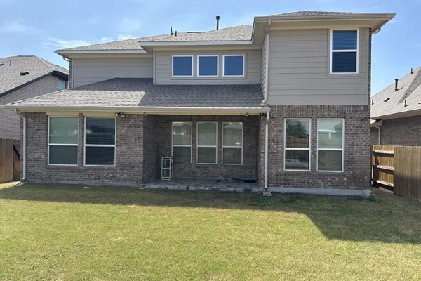 $575,000 | 2213 Santa Isabella Drive, Leander, TX 78641