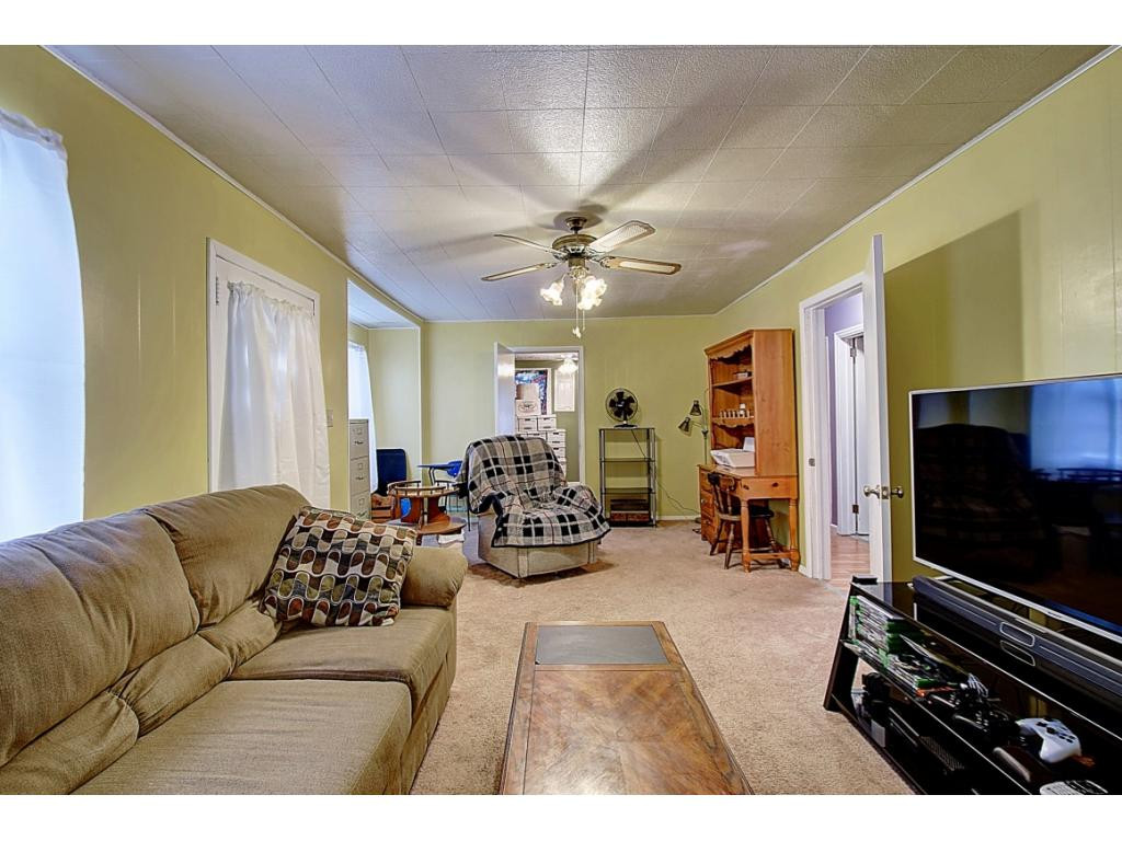 1513 Siam Road Elizabethton, TN 37643 - Photo 6 of 20 Photo 6