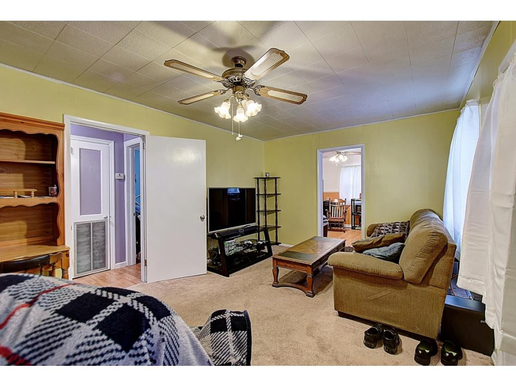 1513 Siam Road Elizabethton, TN 37643 - Photo 7 of 20 Photo 7
