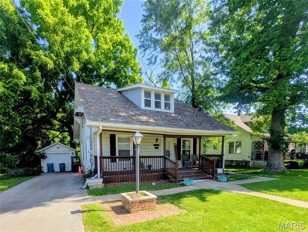 2624 Watalee Street Alton, IL 62002 - Photo 1 of 1