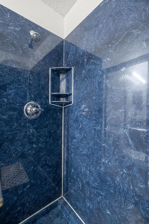 10970 Southwest 69th Circle Ocala, FL 34476 - Photo 22 of 50 a bathroom with a shower