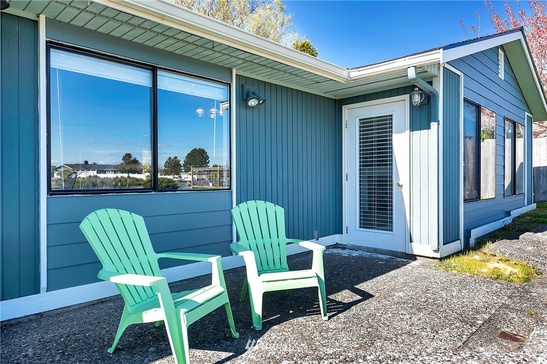 8200 Cowichan Road Blaine, WA 98230 - Photo 20 of 25 Gallery Image 20