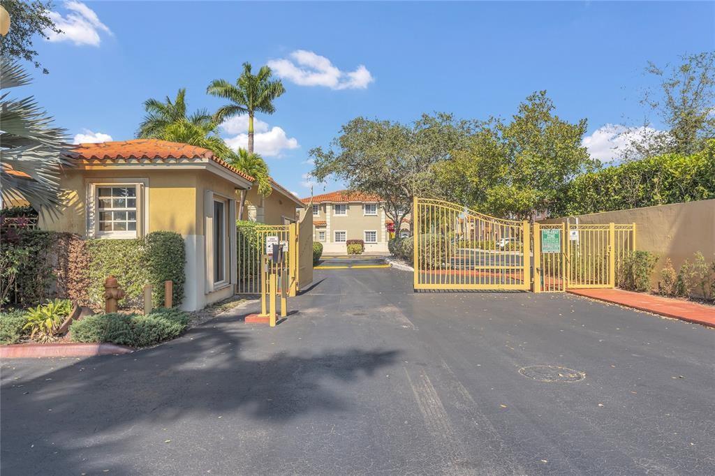 9401 Southwest 77th Court, Unit 9401 Miami, FL 33156 - Photo 47 of 52