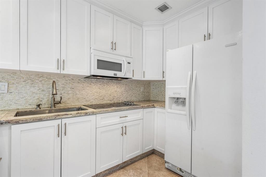 9401 Southwest 77th Court, Unit 9401 Miami, FL 33156 - Photo 8 of 52