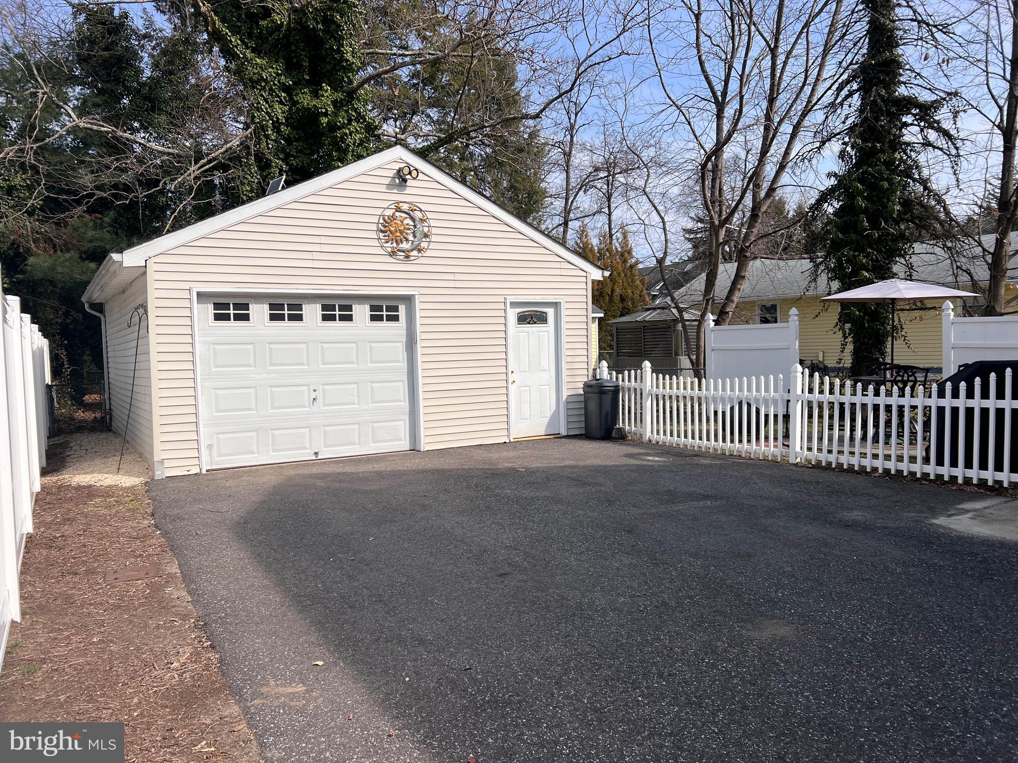 9 Warren Street Edgewater Park, NJ 08010 - Photo 2 of 25 Oversized Garage